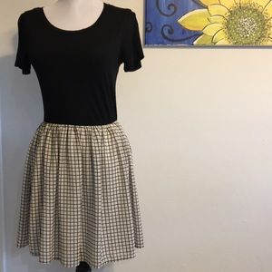 Forever 21-One piece dress.. looks like Two